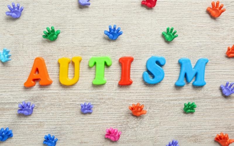 Simple visual idea of a spectrum: many different strengths and needs along one rainbow band